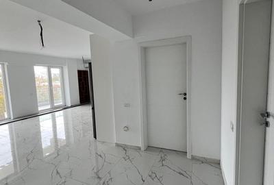 -2 camere  lux  Campus Universitate  -Facultatea de MEDICINA,bloc caramida - 9