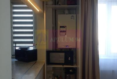 Apartament cu 4 camere decomandat în Central