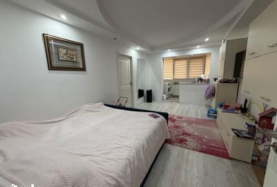 Apartament cu 3 camere decomandat în Central - 4
