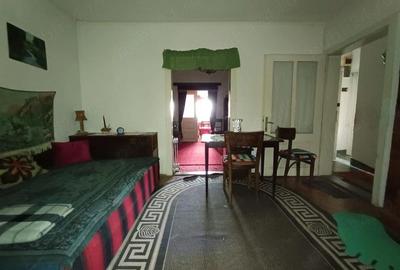 Casă cu Teren 287 Mp în Central - 7