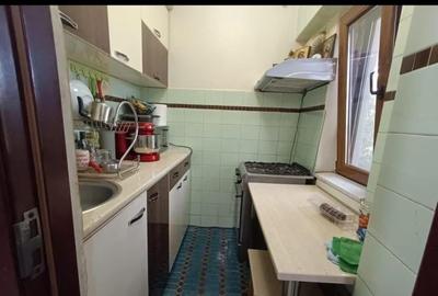 Garsonieră decomandată în CET - 4