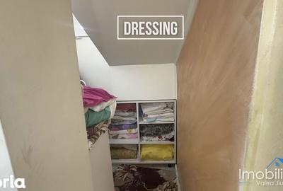 Apartament cu 4 camere în Petros - 2