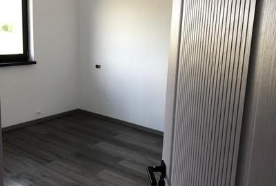 Casă cu 4 camere în Bran - 2