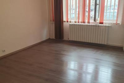 Apartament cu 2 camere în Central - 1