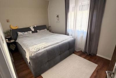 Apartament cu 3 camere semidecomandat în Lipovei