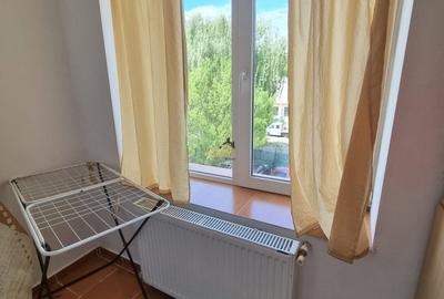 Apartament cu 2 camere semidecomandat, mobilat în Iris