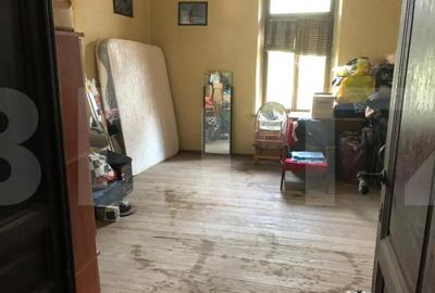 Casă cu 2 camere cu Teren 99 Mp în Central - 3