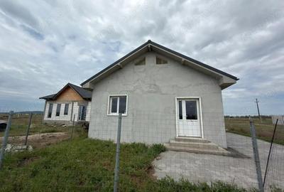 Casă cu Teren 314 Mp în Central