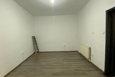 Apartament 1 camera la vila zona SPital Militar , Piata Cipariu - 5