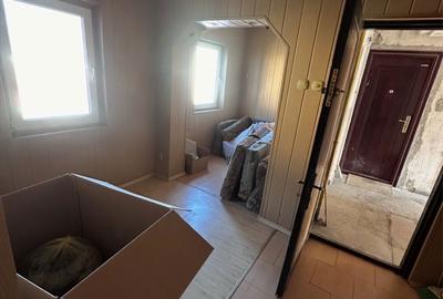 Garsonieră decomandată în Uric - 1