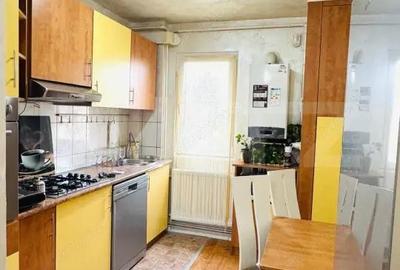 Apartament cu 3 camere semidecomandat în Central - 5