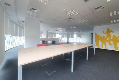 Birou, de 310 mp, în P-ța Universității - 5