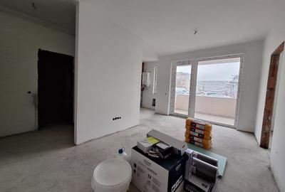 Apartament cu 2 camere semidecomandat în Florești - 2