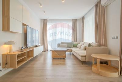 Penthouse cu 4 camere decomandat în Tractorul - 5