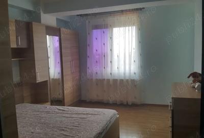 Inchiriez apartament 3 camere, bloc nou, Teilor - 1