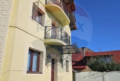 Casa Impresionanta de Vanzare in Inima Orasului Avrig jud. Sibiu - 3