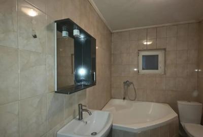 Casă cu 4 camere cu Canalizare în Ștefăneștii de Jos - 11