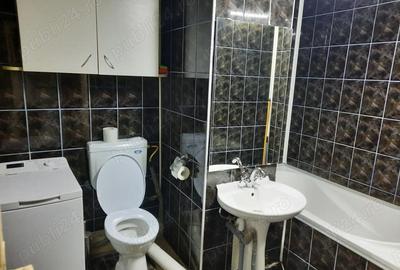 Garsonieră decomandată în Titan - 4