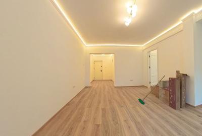 Apartament cu 4 camere în Central - 1