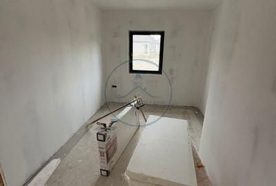 Casă cu 4 camere cu Teren 300 Mp în Central - 6