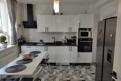 Casă cu 4 camere în Central - 6