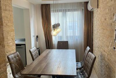 Apartament cu 4 camere în Central - 1