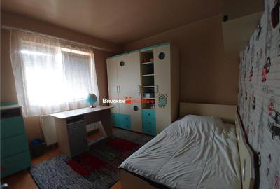 Apartament cu 4 camere de inchiriat - 3