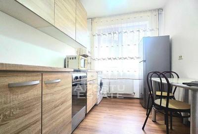 Apartament cu 2 camere semidecomandat în P-ța Gării