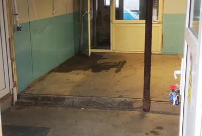 Spațiu comercial, de 36 mp, în Central - 3