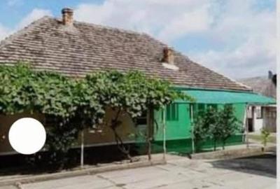 Casă individuală cu 4 camere cu Canalizare în Nord-Est - 11