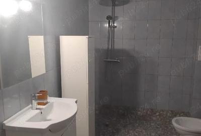 Casă cu 3 camere cu Teren 2100 Mp în Central - 6