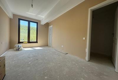 0% comision Casa individuala P+E+Pod-1000 mp teren - sat Pata - 30