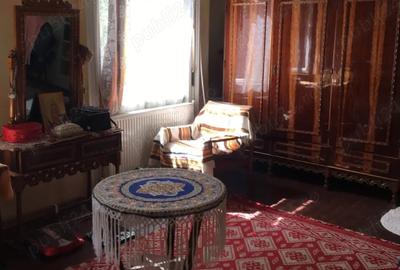 Casă cu 4 camere în Central - 6