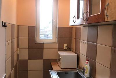 Garsonieră în Micro 17 - 2