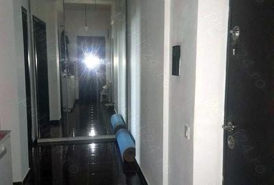 Apartament cu 2 camere decomandat, mobilat în Nord-Vest