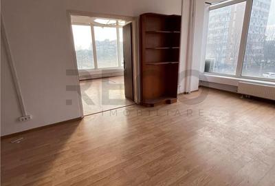 Spațiu comercial, de 70 mp, în Decebal - 2
