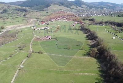 Teren 9,202 mp Manastirea Humorului / Strada Principala BUCOVINA - 12