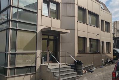 Spațiu comercial, de 338 mp, în Domenii