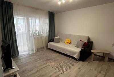 Apartament cu 3 camere decomandat în Central - 1