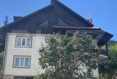 Casa - centru Campulung Moldovenesc - 2