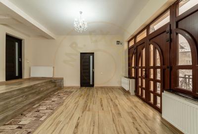 Casa imbratisata de padure - Valea Ursului, Bascov - 13