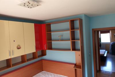 Apartament cu 3 camere decomandat, mobilat în Drumul Taberei - 3