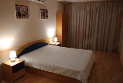 Apartament cu 3 camere decomandat în Lujerului