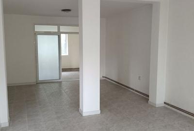 Casă cu 4 camere cu Teren 1000 Mp în Central - 5
