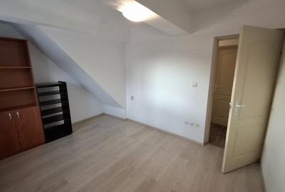 Casă cu Teren 240 Mp în Berceni - 2