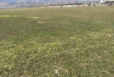 Teren de 6920 mp, în Central - 2