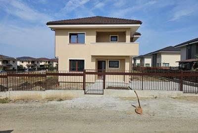 Casă individuală cu 4 camere cu Canalizare în Dezmir - 1