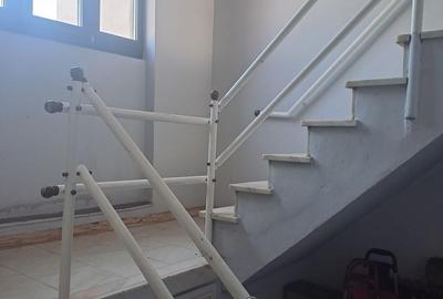 Casă individuală cu 8 camere cu Canalizare în Semicentral - 9