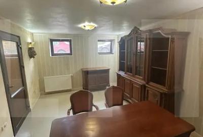 Spațiu comercial, de 35 mp, în Central
