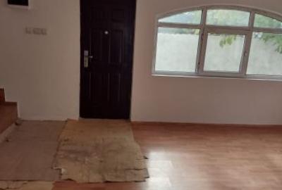 Casă cu 5 camere cu Teren 504 Mp în Buturugeni - 3
